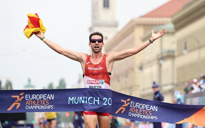 Španec Alvaro Martin je  ubranil  naslov prvaka v hoji na 20 km. | Foto: Reuters