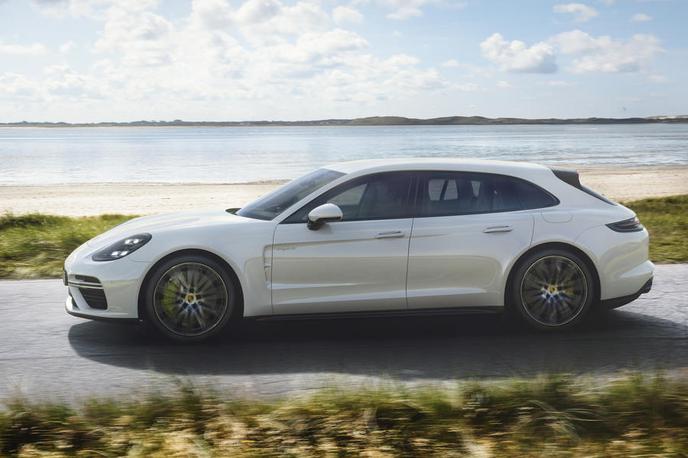 Porsche Panamera Turbo S E-Hybrid | Dve tretjini novih panamer pri Porscheju prodajo v hibridni različici. | Foto Porsche