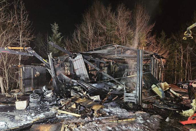 požar Jan Mrak Vojsko | Ostanki delavnice na Vojskem nad Idrijo. | Foto osebni arhiv Jan Mrak