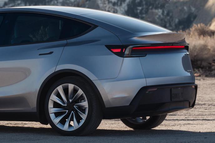 Tesla model Y juniper | Tesla je letos že prenovila model Y, očitno pa na ceste po letu 2026 prihaja tudi njegova manjša izvedba. | Foto Tesla