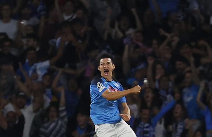 Napoli je v vodstvo popeljal Mehičan Hirving Lozano. | Foto: Reuters