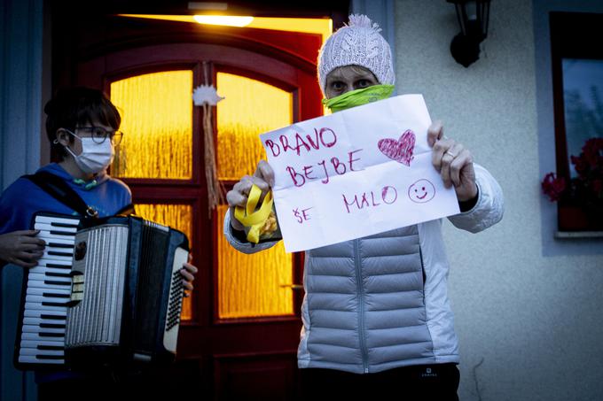 Tudi navijačica Andreja je med rednimi udeleženci ljubljanskega maratona ... | Foto: Ana Kovač