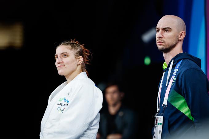 Skozi celoten dan je verjel v svojo varovanko. | Foto: Anže Malovrh/STA