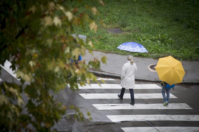 vreme, dež, dežnik | Foto Ana Kovač