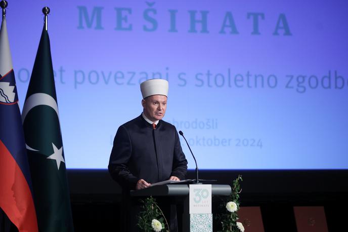 30-letnica mešihata Islamske skupnosti | Mešihat Islamske skupnosti v Sloveniji, ki je najvišji verski in administrativni organ skupnosti, je bil ustanovljen decembra 1994. | Foto STA