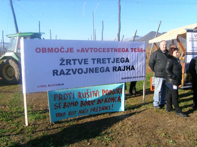 protest hitra cesta Velenje-Šentrupert | Foto: STA ,