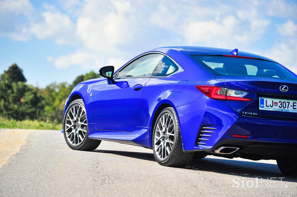 Lexus RC - fotogalerija testnega vozila