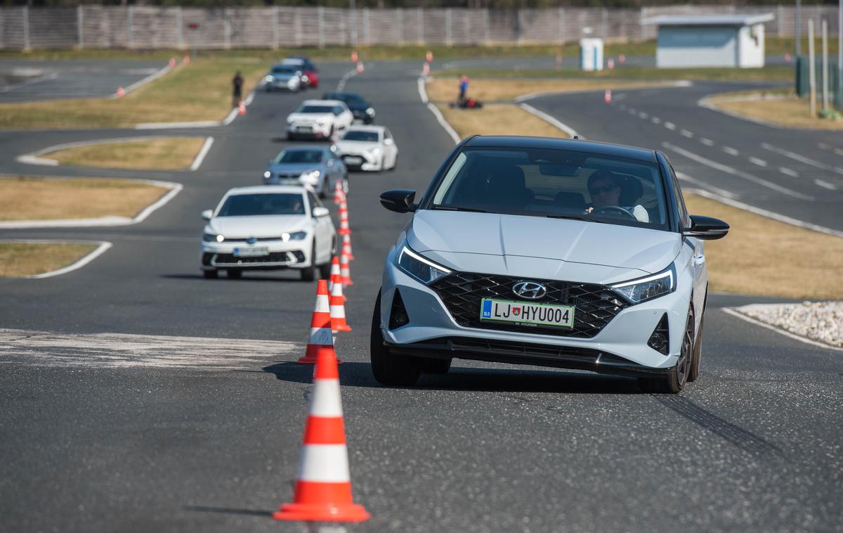 Hyundai i20 PRIMA | Hyundai i20 vodi kolono majhnih avtomobilov na primerjalnem testu PRIMA. | Foto PRIMA