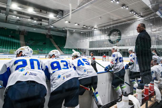 Kot pravi, so ga navdušili tako nekateri mlajši kot tisti, ki so večinoma v reprezentančnem ozadju, tokrat pa so morali prevzeti vodilne vloge. | Foto: Morgan Kristan/Sportida