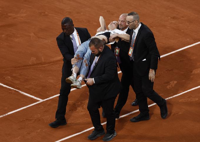 protestnica Roland Garros 2022 | Foto: Guliverimage/Vladimir Fedorenko