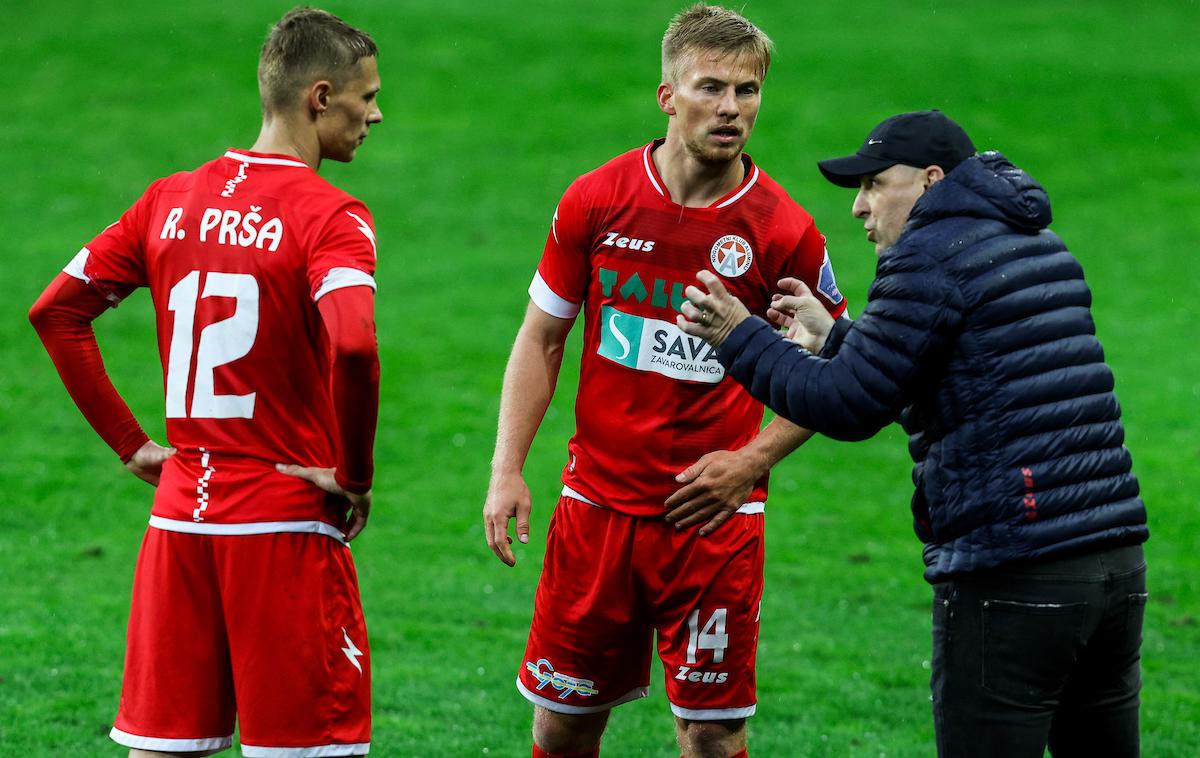 Olimpija Aluminij | Nogometaši Aluminija so namučili tekmece iz Murske Sobote, ki so v okvir vrat ustrelili le enkrat. | Foto Vid Ponikvar