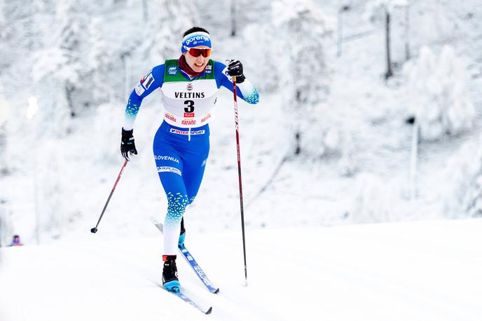 Ruka Eva Urevc | Eva Urevc je v kvalifikacijah sprinterske tekme osvojila nehvaležno 31. mesto.  | Foto Guliver Image