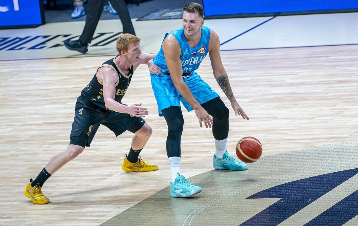 Slovenija Španija Luka Dončić | Tudi Luka Dončić ni mogel preprečiti visokega petkovega poraza proti Španiji. | Foto Baloncesto España