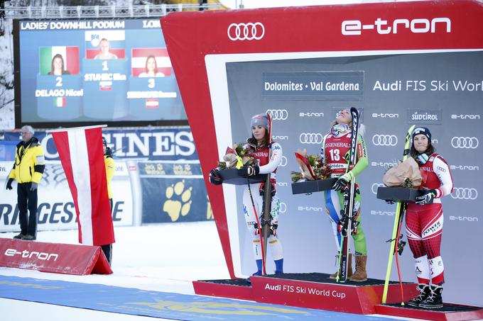 Na stopničkah so jo premagala čustva. | Foto: Getty Images