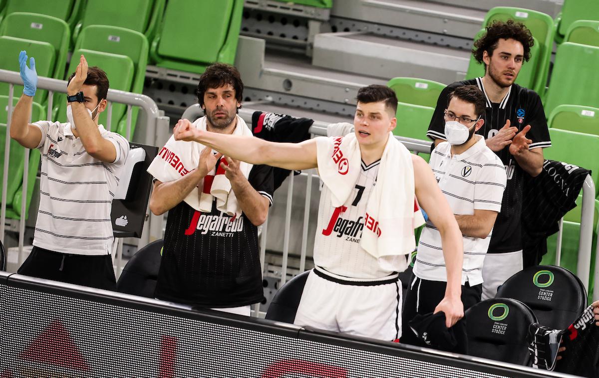 Cedevita Olimpija, Virtus Bologna, februar 2021 | Milan Teodosić in soigralci pri Virtusu Bologni so se rešili pred porazom in dosegli novo zmago. | Foto Vid Ponikvar