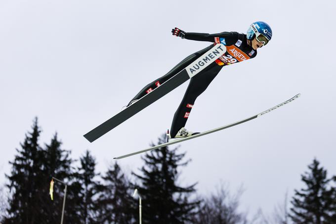 "Tudi sama bi si želela skakati tukaj na letalnici." | Foto: www.alesfevzer.com