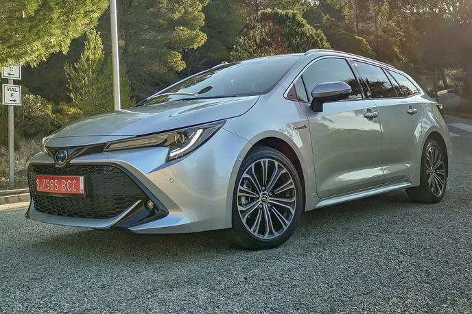 Toyota corolla TS | Nova toyota corolla je najnovejši karavan na avtomobilskem trgu. | Foto Gašper Pirman