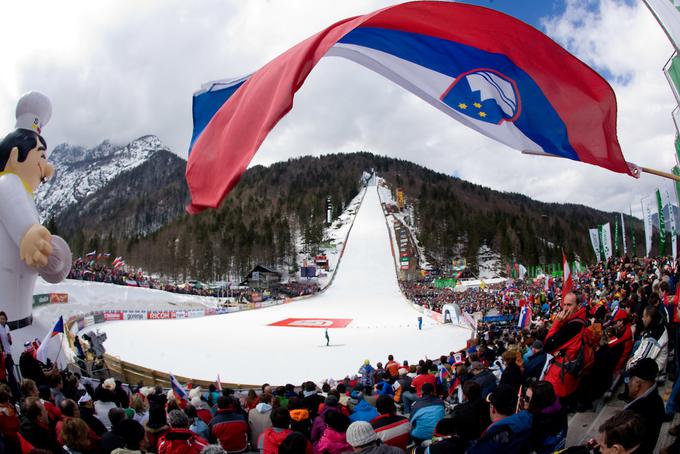 V Planici bo v prihodnji sezoni dvojni program - svetovno prvenstvo v poletih in zaključek svetovnega pokala. SP bo najverjetneje januarja, čeprav je Pertile v pogovoru s Poljaki dejal, da bi bila najbolj enostavna rešitev prvenstvo ob koncu sezone. | Foto: Vid Ponikvar