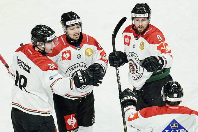 Jan Muršak je s Frölundo z 10:1 slavil v Mannheimu. | Foto: Guliverimage/Vladimir Fedorenko