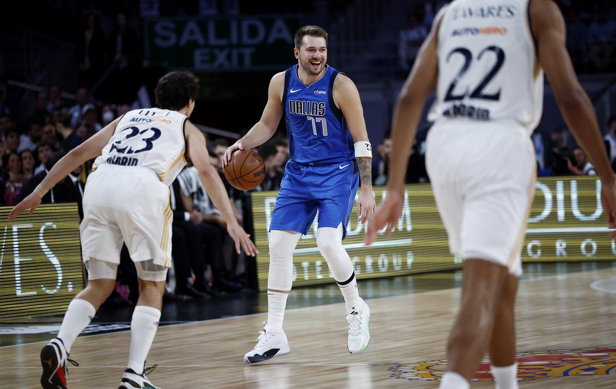 Luka Dončić Dallas Mavericks Real Madrid | Luka Dončić se je vrnil v Madrid. | Foto Reuters