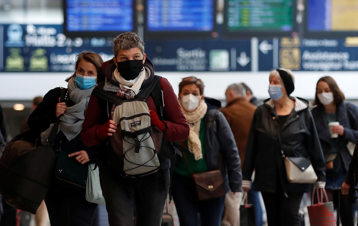 potniki | Za tiste, ki prihajajo iz Francije, bodo za zdaj obdržali ukrep karantene. Razlog je visok odstotek beta različice virusa v državi.  | Foto Reuters