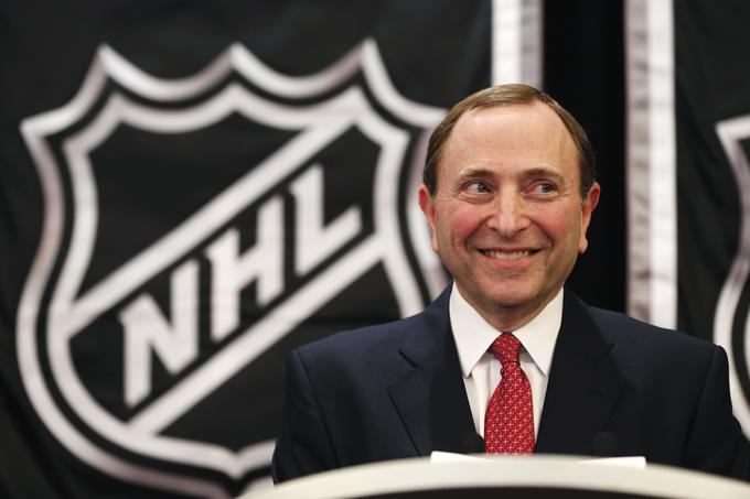 Gary Bettman je pred tedni kot želeni datum začetka nove sezone obkrožil 1. januar 2021, a gre pričakovati zamik. | Foto: Reuters