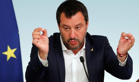 Salvini Geru: Odpelji migrante v Hollywood