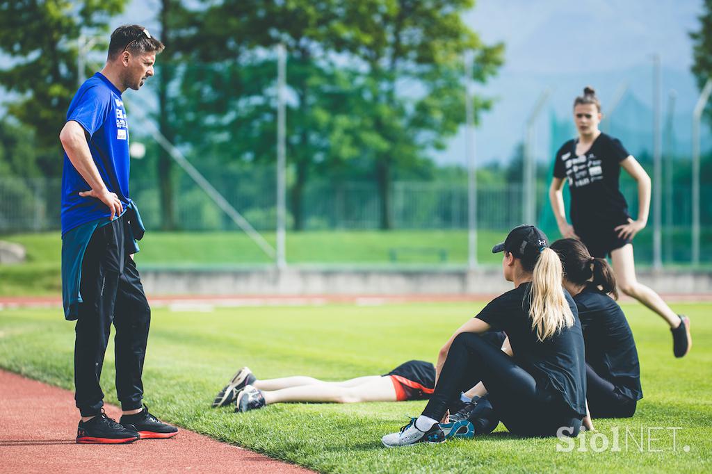 skakalci skakalke trening Kranj