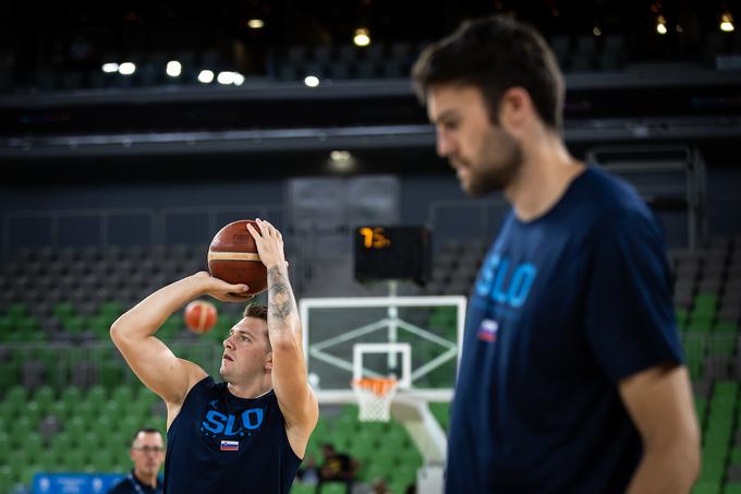 Luka Dončić je prvo pripravljalno tekmo z Mikom Tobeyjem odigral proti Črni gori. | Foto: Matic Klanšek Velej/Sportida