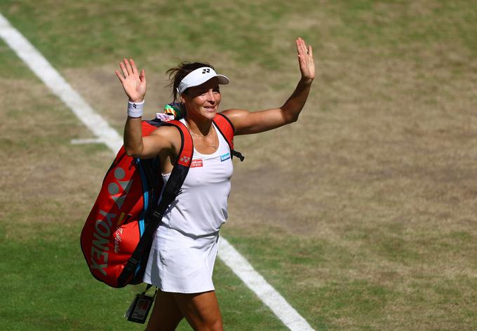 Maria se poslavlja z dvignjeno glavo.  | Foto: Reuters