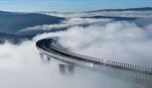 Najlepši kilometer slovenske ceste? Tak pogled se vidi le redko. #foto