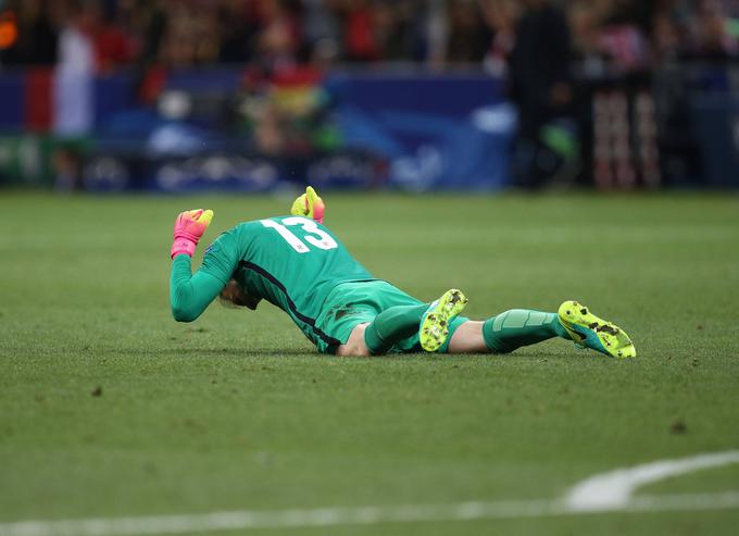 Jan Oblak proti madridskemu Realu ni ubranil nobenega kazenskega strela. Tekmeci so vselej streljali v njegov levi kot. | Foto: Guliverimage