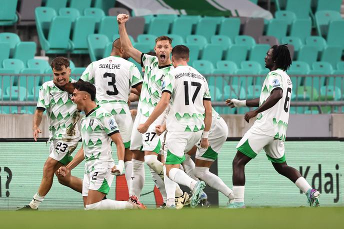 prva liga NK Olimpija | Olimpija je na derbiju petega kroga proti Celju povedla že v tretji minuti. | Foto www.alesfevzer.com