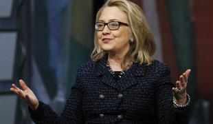 Hillary Clinton bo v biografiji priznala svoje istospolne aferice