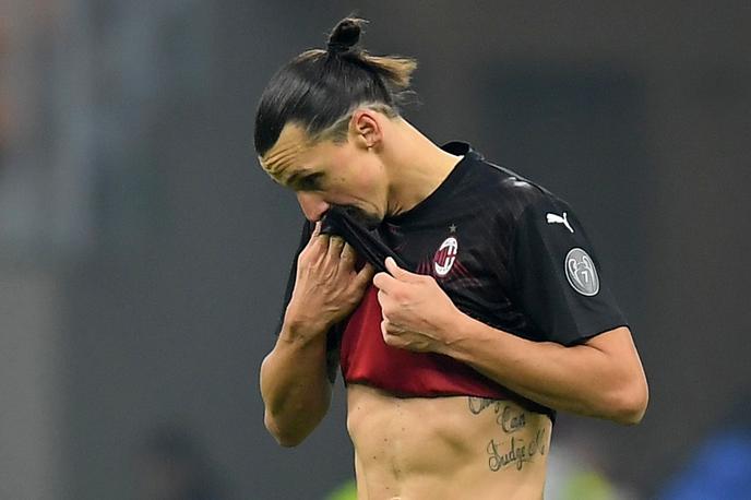 Zlatan Ibrahimović kip | Zlatan Ibrahimović se je na ponedeljkovem treningu poškodoval. | Foto Reuters