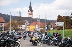 V Mirni Peči 25. vseslovenski blagoslov motorjev in motoristov #video