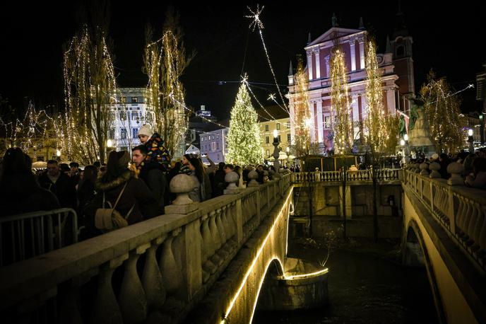 Prižig lučk v Ljubljani | Praznično okrasitev v Ljubljani si lahko ogledate do sredine januarja. | Foto Ana Kovač