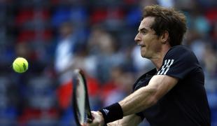 Murray ekspresno prek Fogninija, Federer nekoliko težje prek Istomina