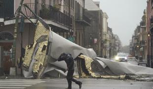 Orkan Ida: milijon ljudi ostalo brez elektrike, prva smrtna žrtev #foto #video