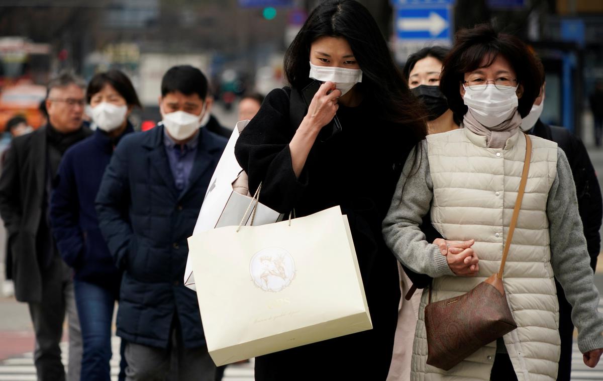 koronavirus | Na Kitajskem so danes znova potrdili manj okužb z novim koronavirusom. | Foto Reuters