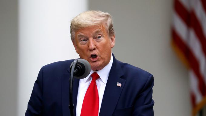 "To nima nič opraviti z našo vlado," se je na dogajanje v Venezueli odzval ameriški predsednik Donald Trump. | Foto: Reuters