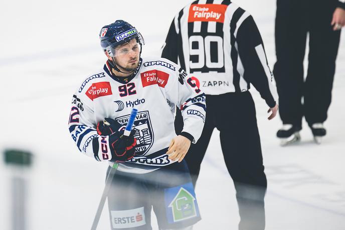 ICEHL: HK SŽ Olimpija - Fehervar AV Anže Kuralt | Anže Kuralt že sedmo sezono zapored igra za madžarski Fehervar AV19, ki je trenutno najbolj vroče moštvo lige ICE. | Foto Grega Valančič/Sportida