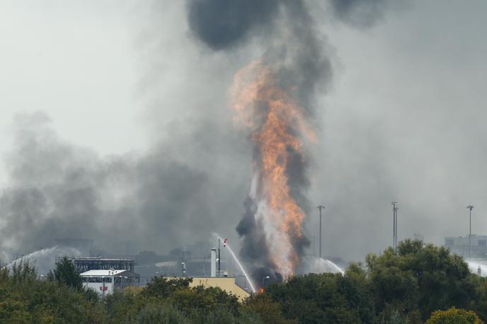 Eksplozija in požar v tovarni BASF | Foto Reuters