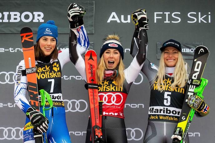 Zlata lisica 2019 veleslalom Petra Vlhova, Mikaela Shiffrin, Ragnhild Mowinckel | Američanka Mikaela Shiffrin in Slovakinja Petra Vlhova sta zmagovalki današnje veleslalomske preizkušnje v Mariboru. Tretje mesto je osvojila Norvežanka Ragnhild Mowinckel. | Foto Vid Ponikvar