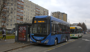 Se spomnite Ikarusa? Njihov novi avtobus prvič tudi v Ljubljani. #foto