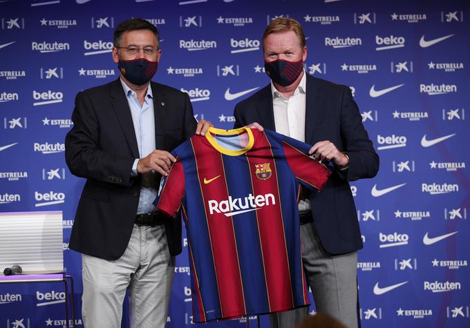 Predsednik Josep Maria Bartomeu v družbi novega trenerja ob njegovi predstavitvi prejšnji teden. | Foto: Reuters