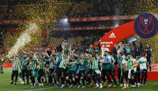 Betis po streljanju 11-metrovk tretjič osvojil kraljevi pokal