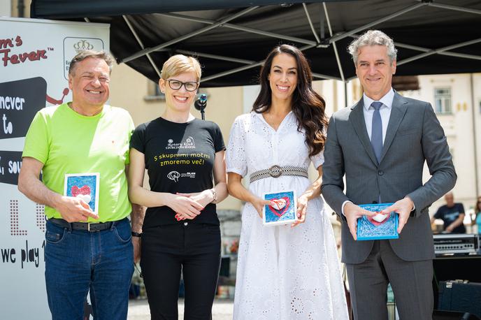 Robert Golob | Foto Dobrodelne prireditve Gluhoslepi med nami sta se udeležila predsednik vlade Robert Golob s partnerko Tino Gaber in ljubljanski župan Zoran Janković.