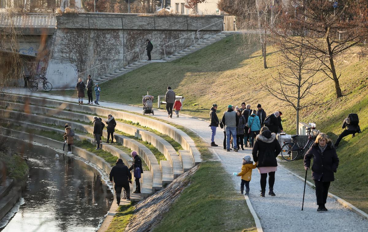 pOMLAD | V drugi polovici tedna bo v glavnem precej toplo.  | Foto STA