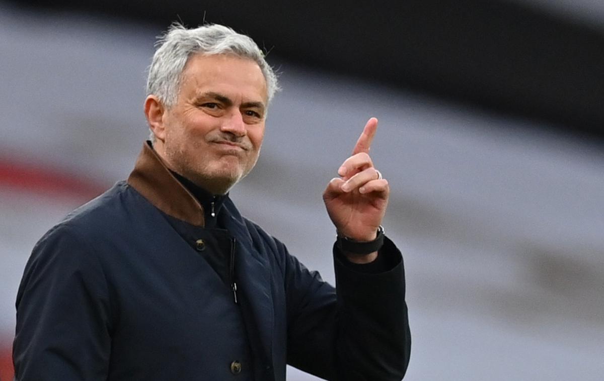 Jose Mourinho | Jose Mourinho navijačev Tottenhama ni spravil v dobro voljo. | Foto Reuters